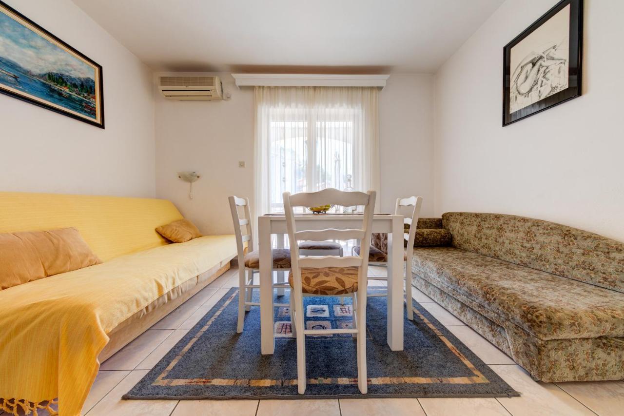 Olive Garden Apartments Sveti Stefan Buitenkant foto