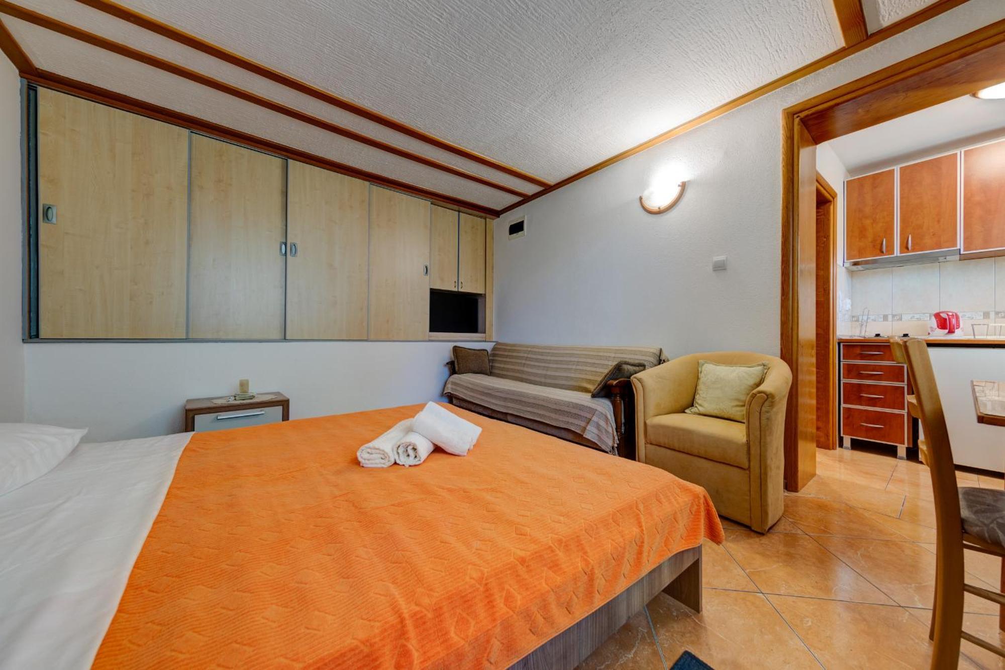 Olive Garden Apartments Sveti Stefan Kamer foto